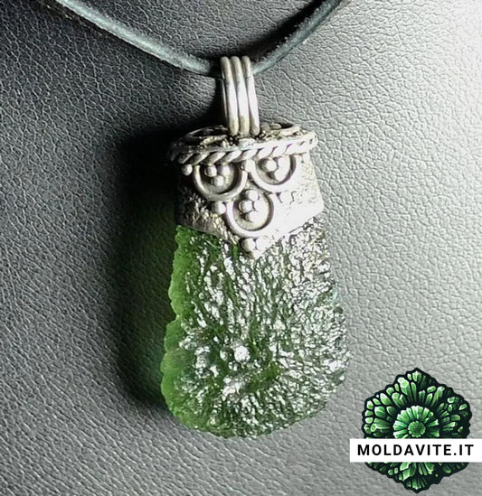 Pendente su misura - MLD36 - Pendente di Lusso in Argento con Moldavite e Filigrana