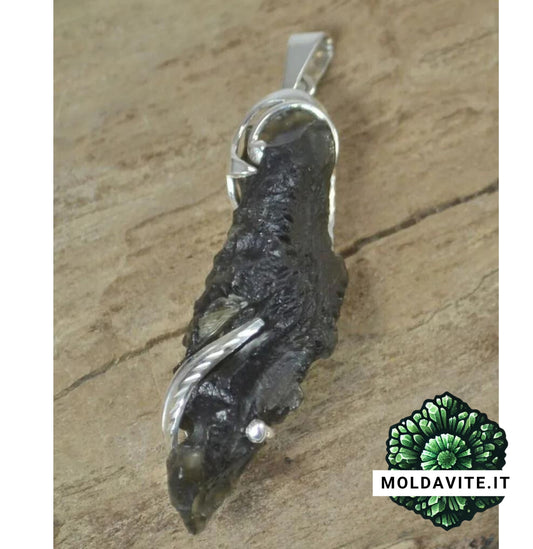 Pendente su misura - MLD70 - Pendente di Lusso in Argento con Moldavite grezza